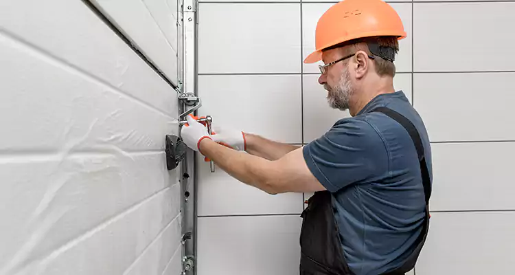 Emergency Garage Door Repair in Newark, CA
