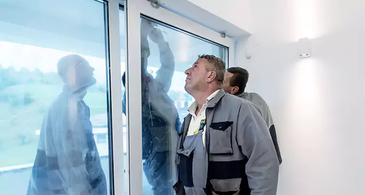 Retractable Screen Door Repair in Newark, CA