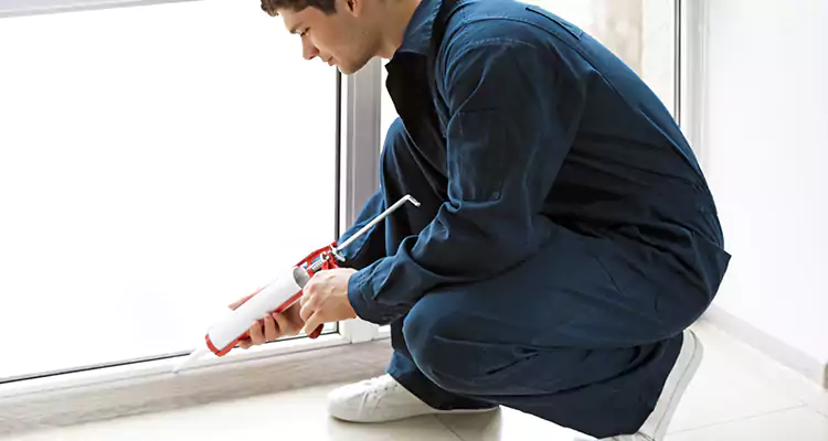 Window Glass Caulk Repair in Newark, CA