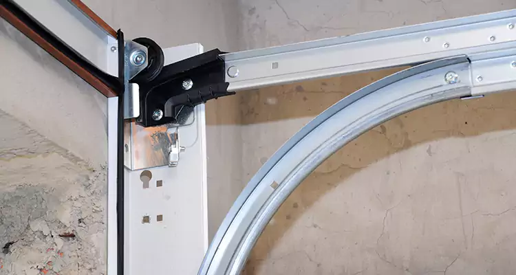 Maintain Liftmaster Garage Door Off Track in Newark, CA
