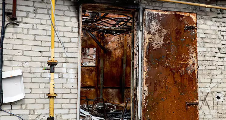 Metal Door Rust Repair in Newark, CA