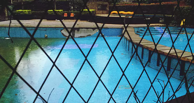 Lanai Screen Repair in Newark, CA